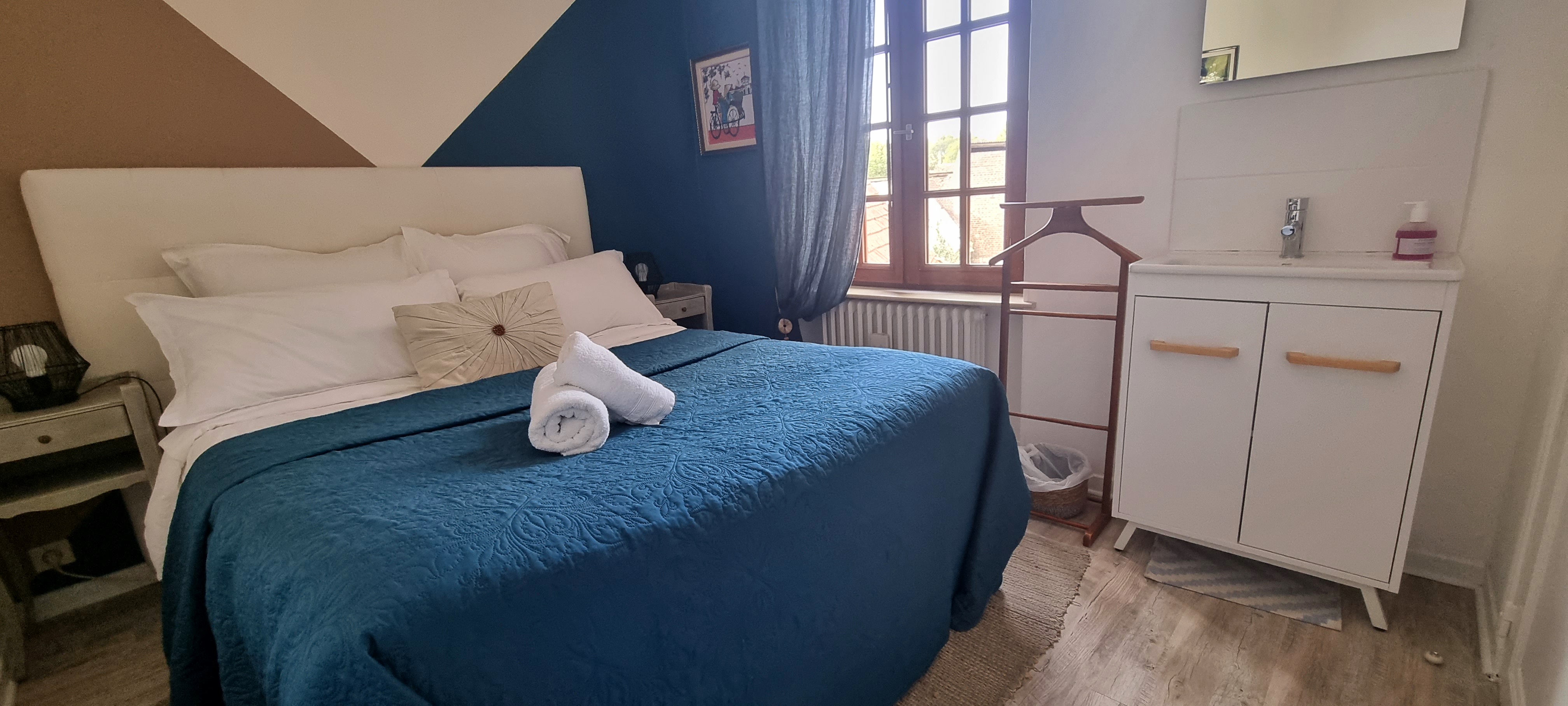 Chambre Économique – Petit-déjeuner inclus