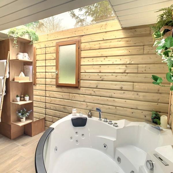 Wellness Chalet – Les Glycines de Monchy